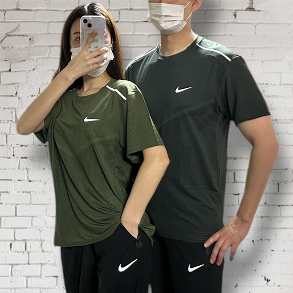 나이키 V 반팔티